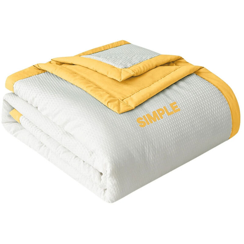 Die körperwärmeabsorbierende Decke von Xubond hält Sie nachts angenehm kühl. Leichte Decke für Reisen und Outdoor-Aktivitäten. Ideale Geschenkidee.