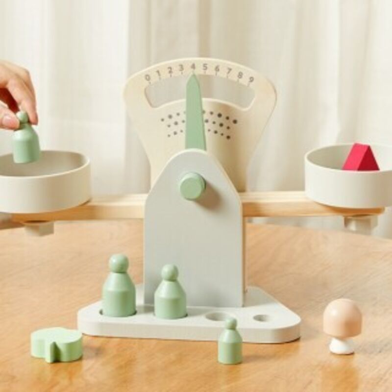 Hölzernes Spielzeug-Vergnügungspark-Set, das Haus-Rollenspiel spiel, 4-Gewichte, 3-Früchte, Mädchen und Jungen Geschenke