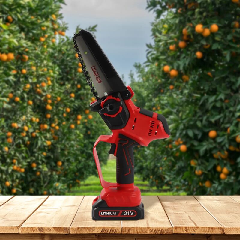 Lithium-Kettensäge, 6 Zoll tragbare elektrische Kettensäge, Schneiden und Schneiden von Baumstamm