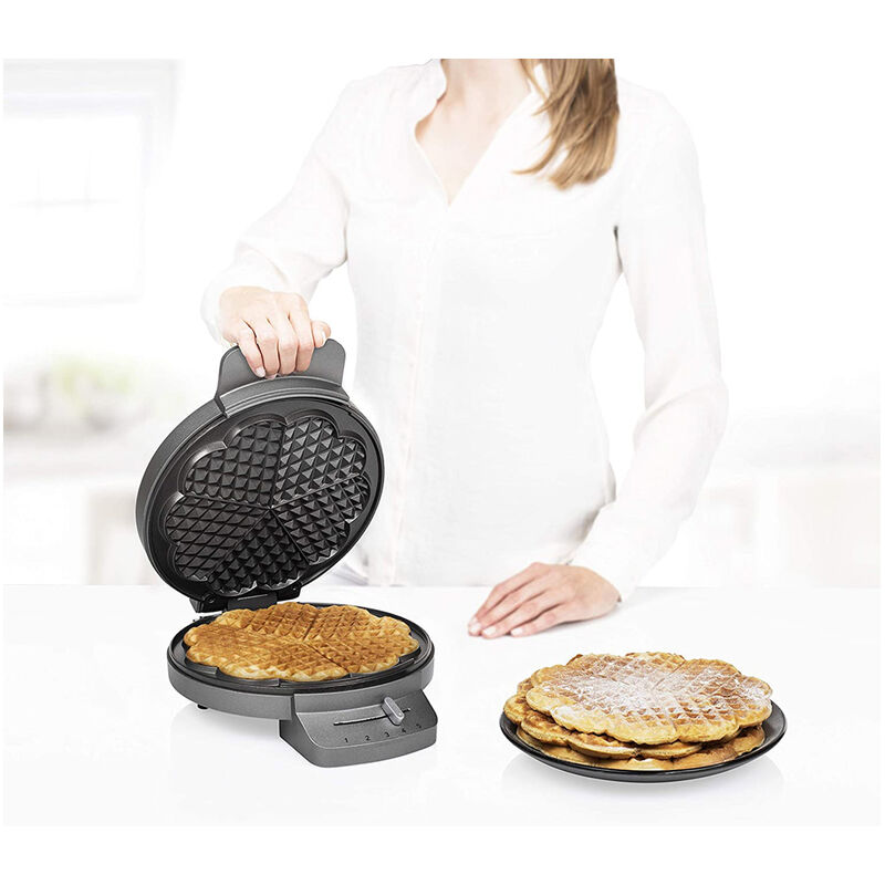 Princess - Waffeleisen DeLuxe 5 dünne herzförmige Waffeln Ø20cm Herzchen Waffelbäcker 1200W