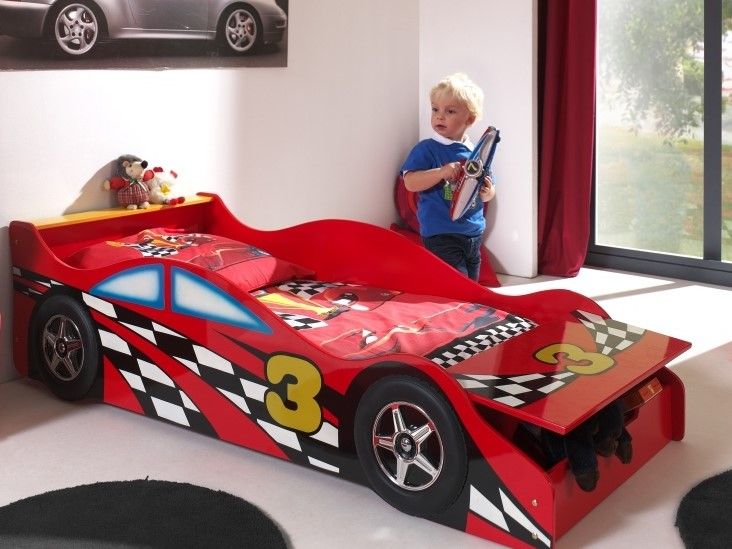 Vipack: Autobett 'RACE CAR' 70 x 140 mit Lattenrost - Kinderbett Juniorbett