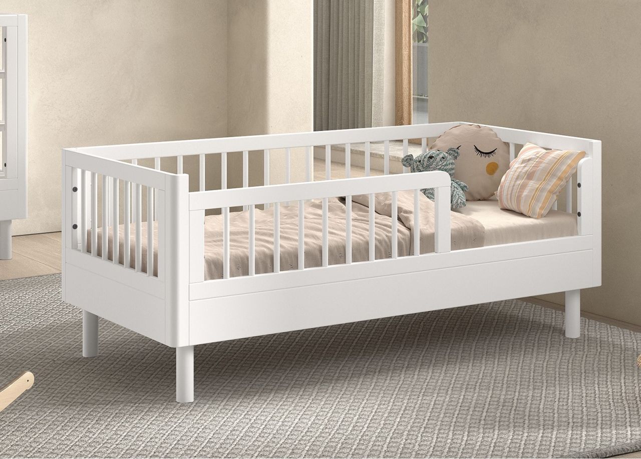 Juniorbett Rausfallschutz Kinderbett Gitterbett 70x140 Buche massiv Weiß