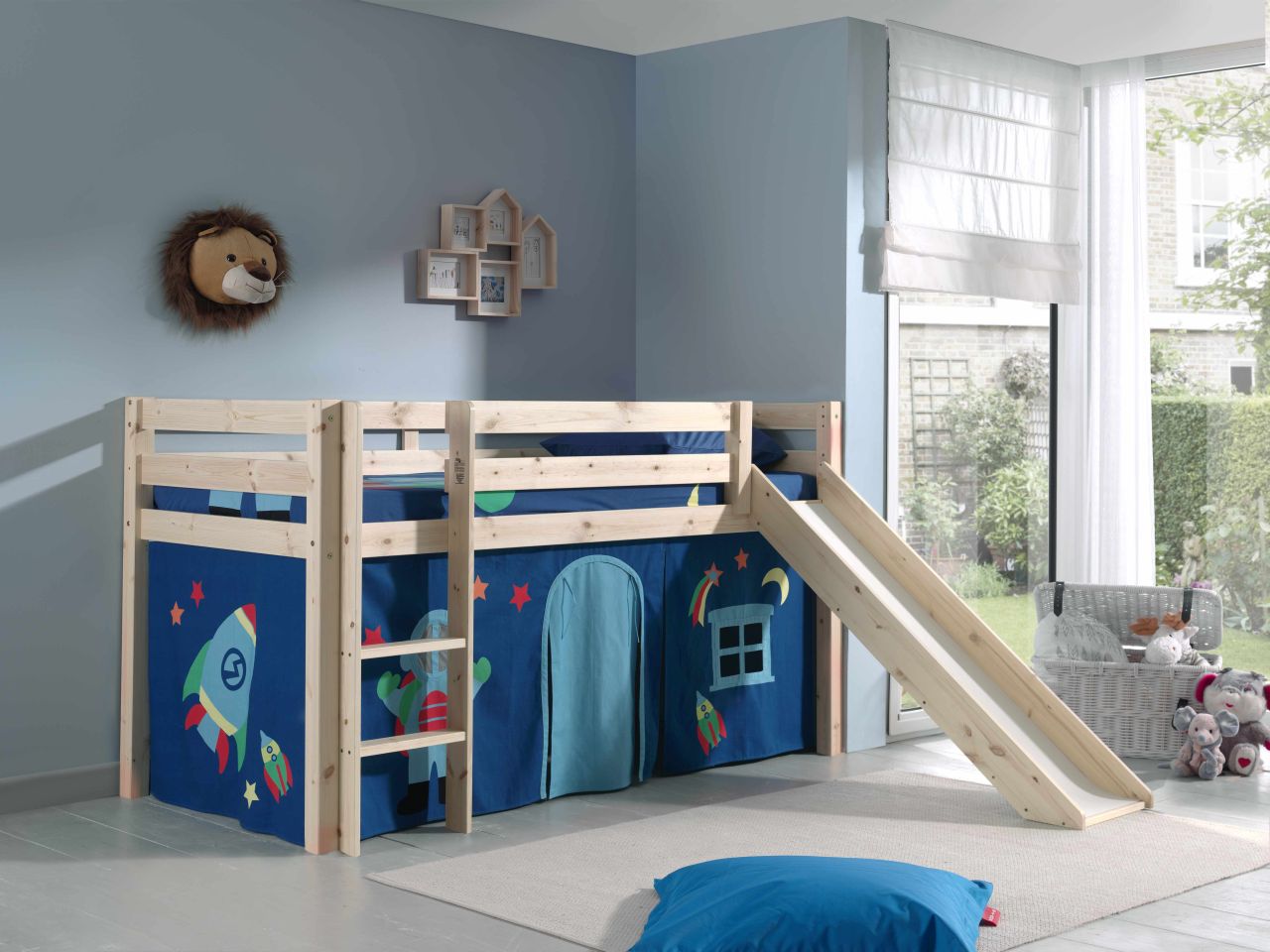 Spielbett Hochbett Kinderbett 90x200 Vorhang Astronaut Holzbett blau Rutsche
