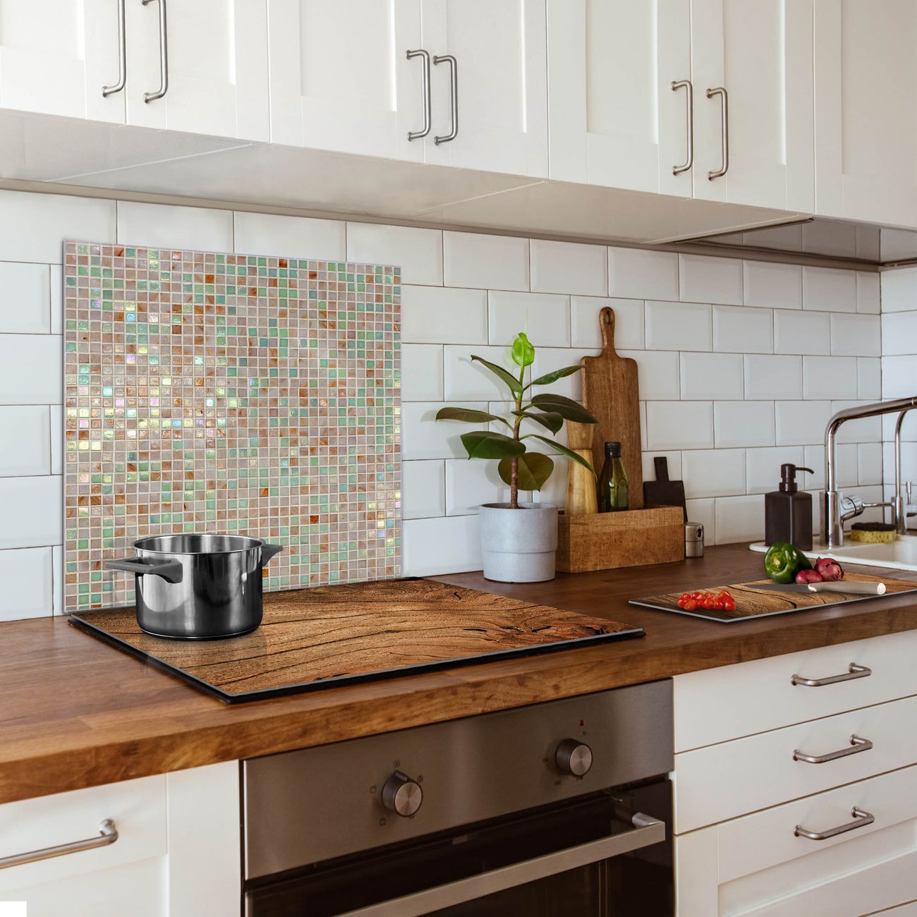 banjado Küchenspiegel 70x70cm, Spritzschutz Glas Herd für alle Untergründe ohne Bohren, Sicherheitsglas, magnetisch beschreibbar, Motiv Grüne Fliesen