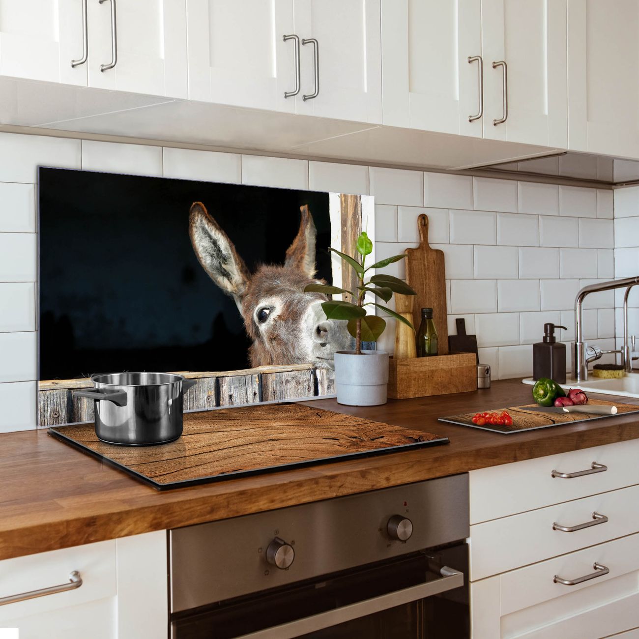 banjado Nischenrückwand 40x60cm Glas Küchenrückwand selbstklebend Spritzschutz Küche Herd ohne Bohren, Sicherheitsglas Motiv Nicki