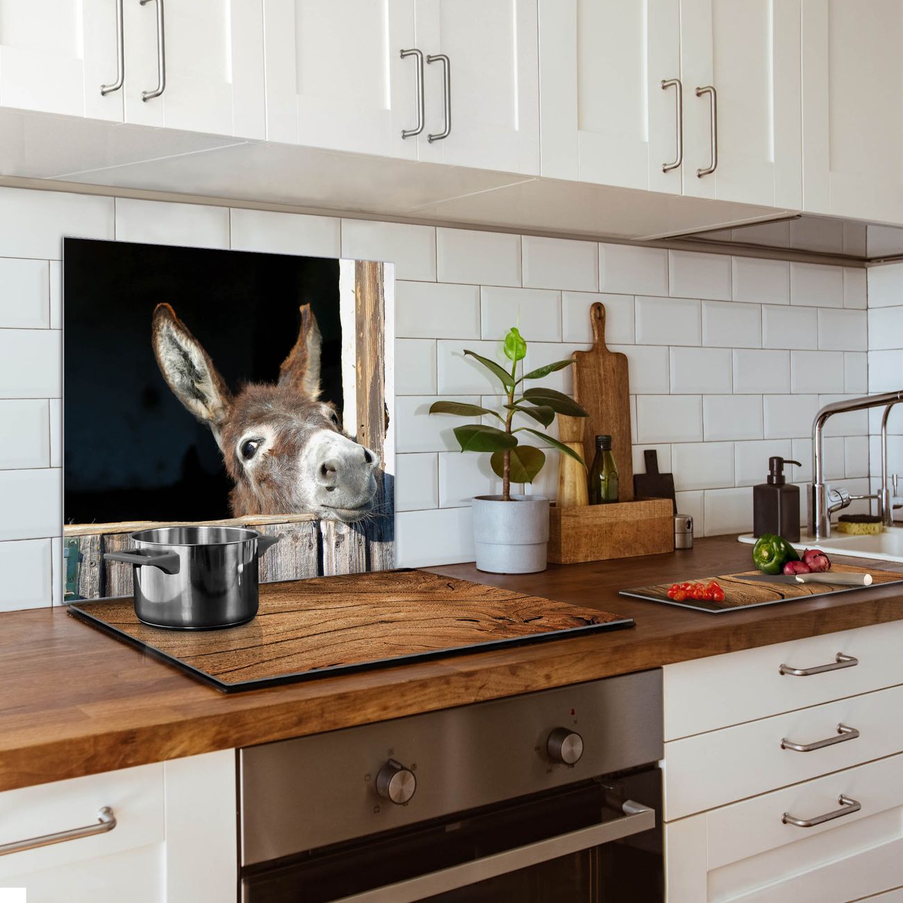 banjado Nischenrückwand  Glas Küchenrückwand selbstklebend Spritzschutz Küche Herd ohne Bohren, Sicherheitsglas Motiv Nicki