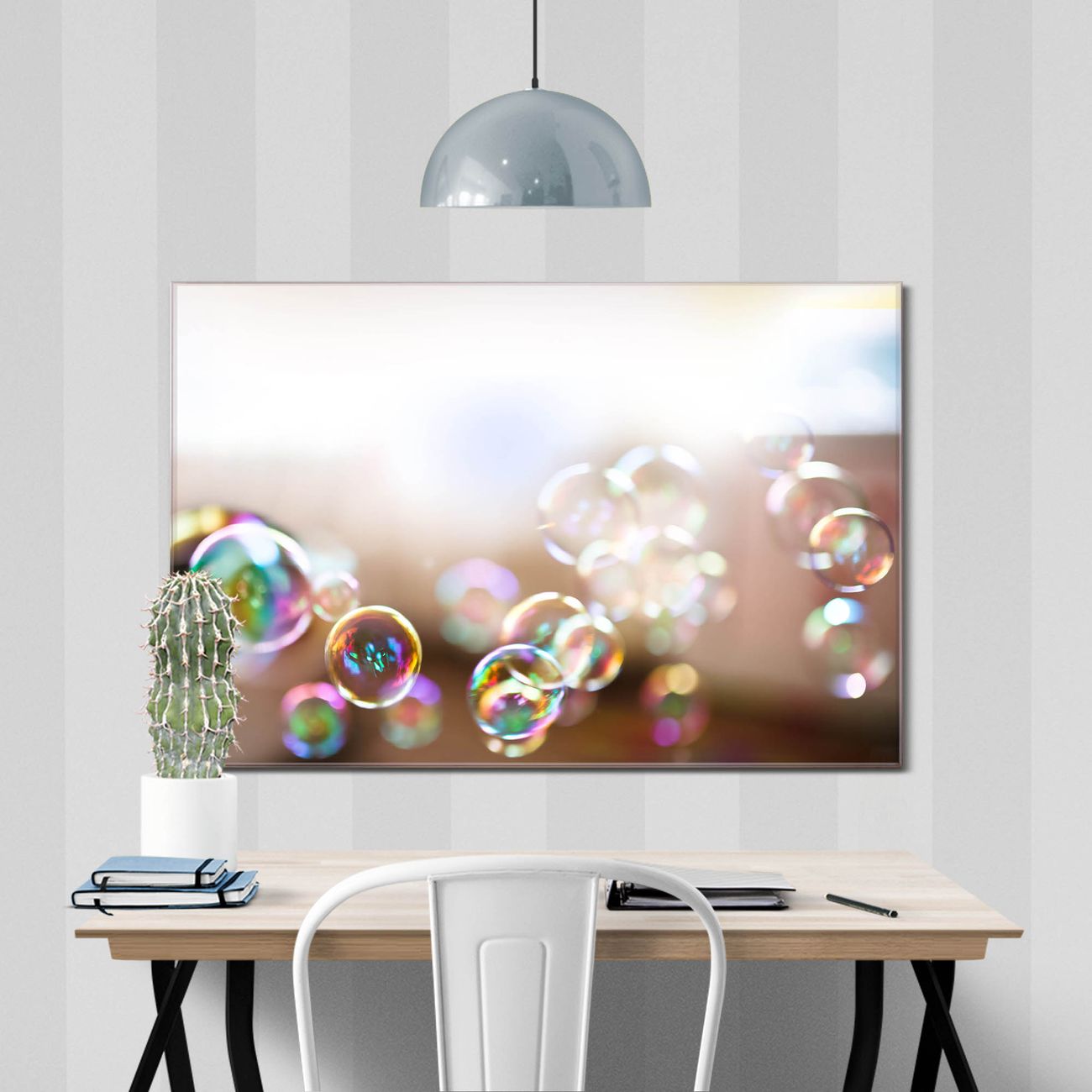 banjado Echtglas Wandbild  Seifenblasen im Querformat rahmenlose & individuelle Aufhängung, hochwertig & farbbrilliant, 4mm starkes ESG