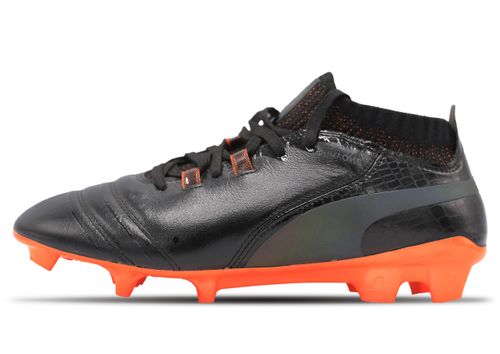 Puma Fussball One Lux | Fußballschuhe für Unisex | Black