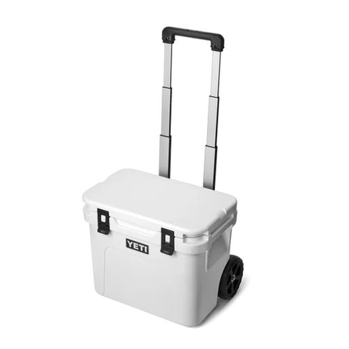 YETI Roadie 32 Kühlbox auf Rädern | Ausrüstung Outdoor für Unisex | White