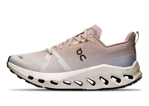 On Running Cloudsurfer Trail Waterproof | Laufschuhe für Damen | Desert / Wolf