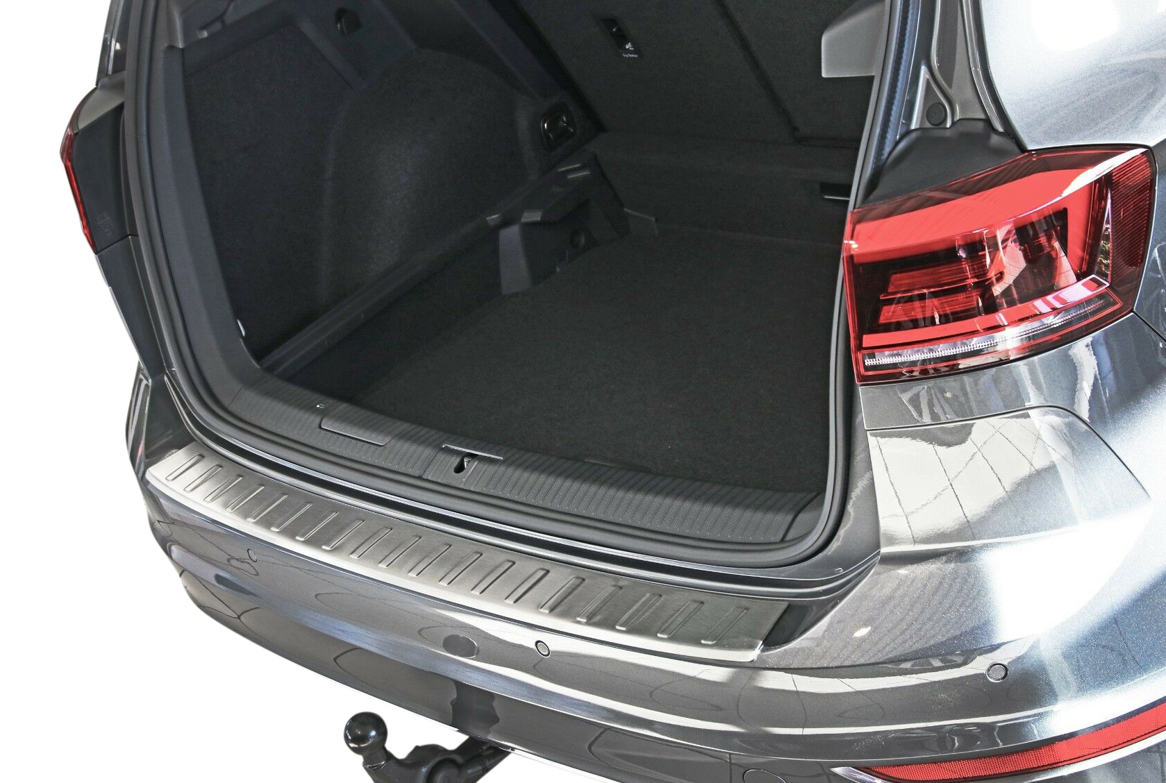 LADEKANTENSCHUTZ Edelstahl MATT Leiste Schutz für VW Golf Sportsvan ab 2014-