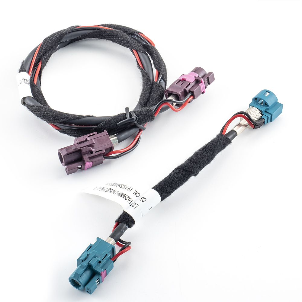 AMPIRE LVDS-Kabel-Set für BMW NBT-EVO ID5/6 mit 8.8' / 10.25' Monitore