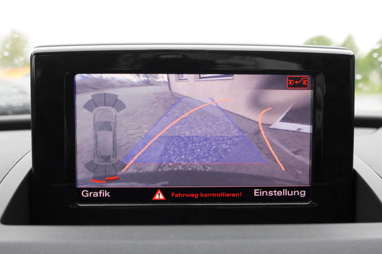 Komplett-Set Rückfahrkamera für Audi Q3 8U