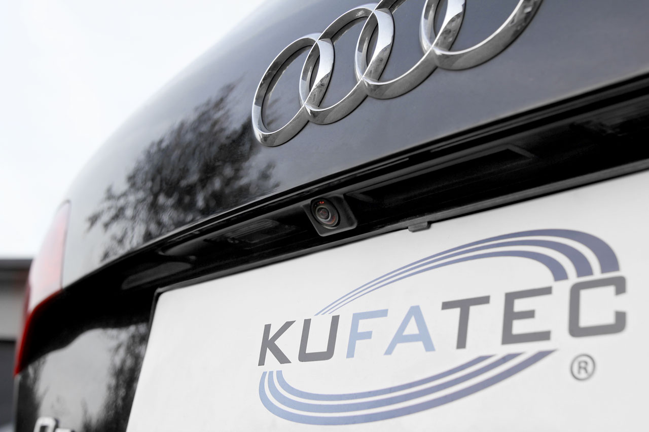 Komplett-Set Front- und Rückfahrkamera für Audi Q7 4L