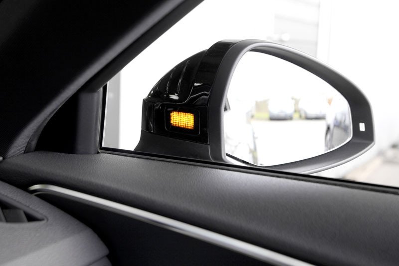 Spurwechselassistent (side assist) für Audi A4 8W