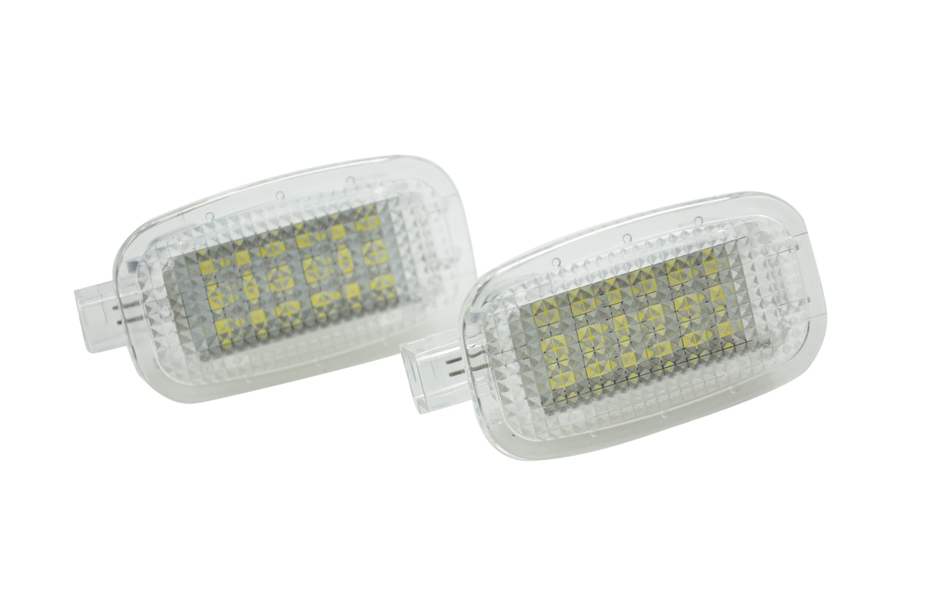 2x LED SMD PREMIUM Kofferraum Innenraumbeleuchtung Leuchten CanBus für Mercedes C216 W221 W463 W245 W251