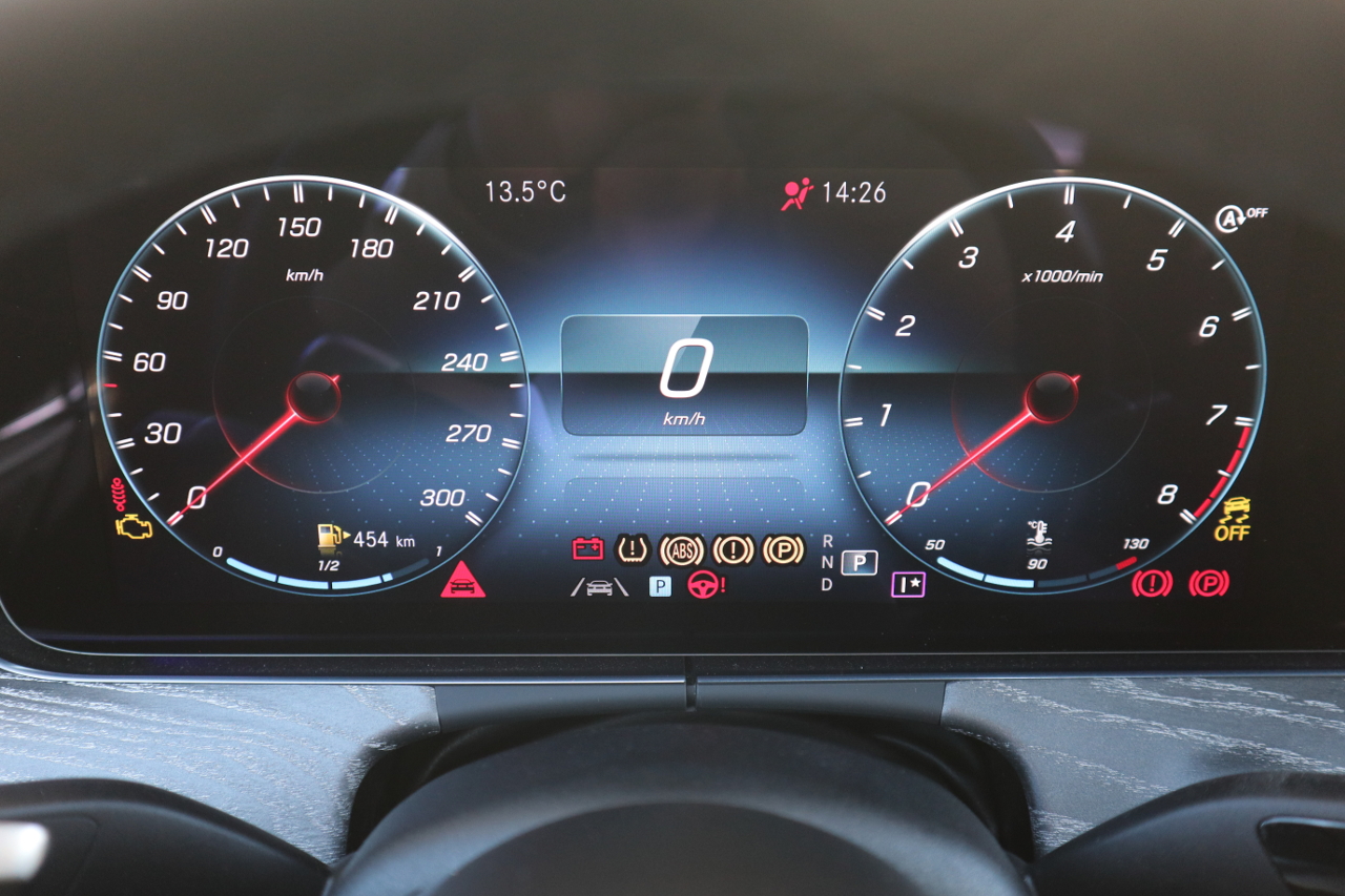 Original Kufatec Codier Dongle Anpassung der Geschwindigkeitsskala auf 300 km/h / 330 km/h oder 360 km/h für Mercedes