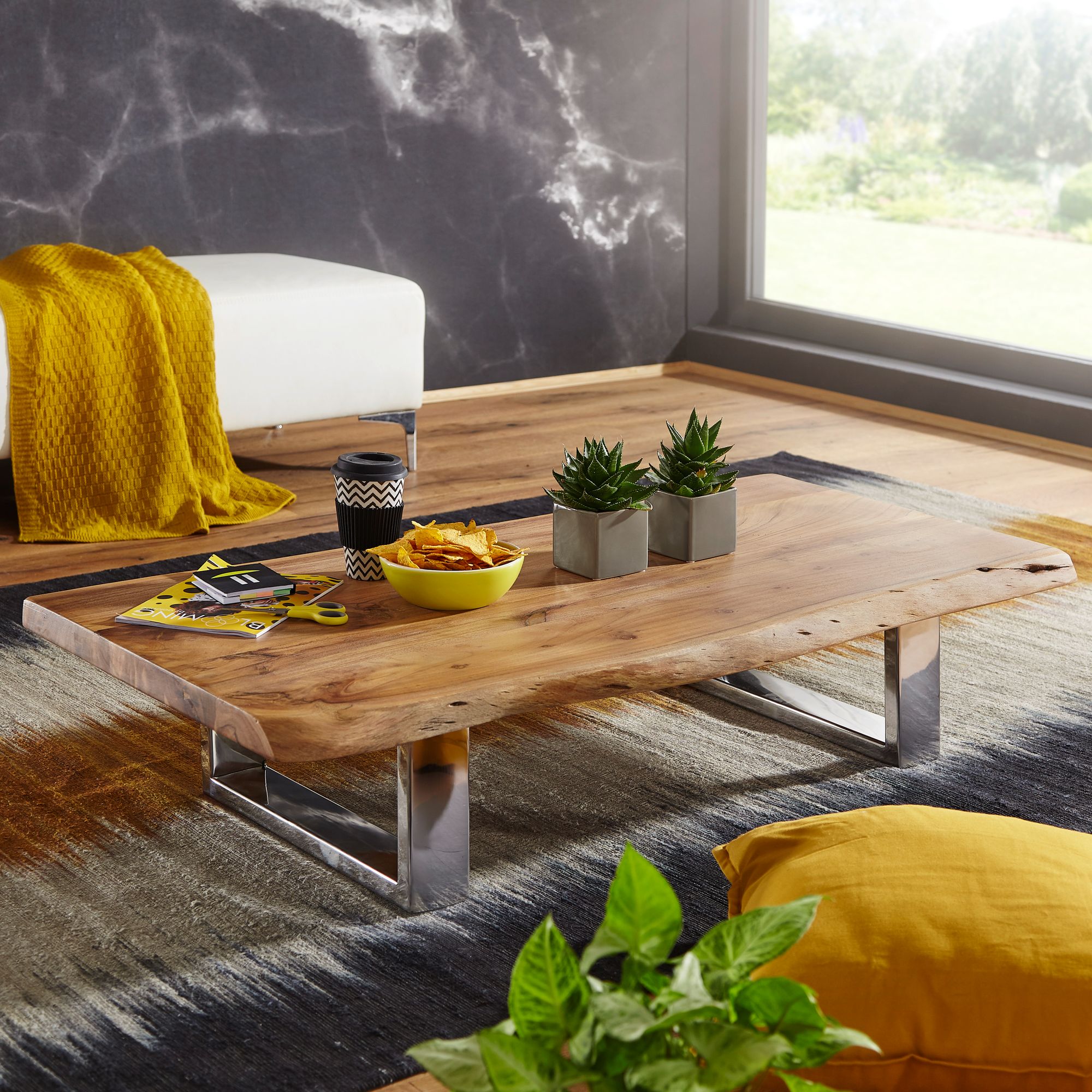 FineBuy Couchtisch Akazie Massivholz 115 cm rechteckig · Flacher Wohnzimmertisch mit Baumkante und Kufengestell · Handgefertigter Designer Tisch im modernen Industrial Stil