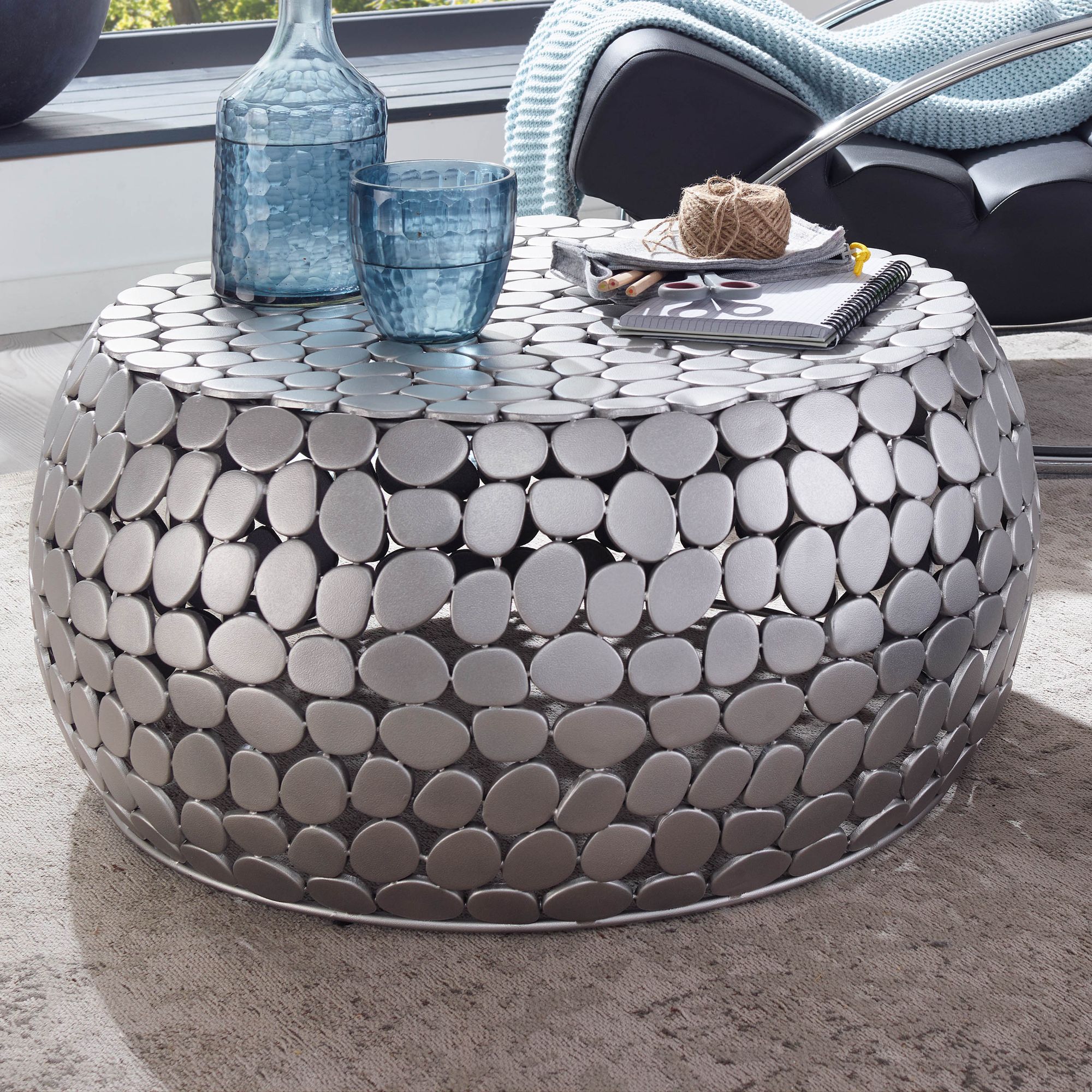 FineBuy Design Couchtisch rund 66 cm Metall silber - Handgefertigter Aluminium Wohnzimmertisch - Moderner Stone Sofatisch Wohnzimmer Beistelltisch