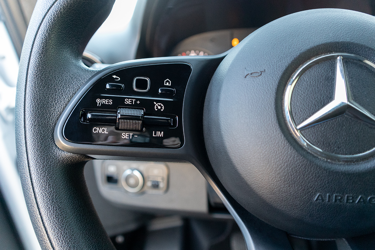 Original Kufatec Komplettset Tempomat mit Limiter Code MS1 inklusive Codierdongle Kabelbaum GRA für Mercedes Sprinter 907 / 910