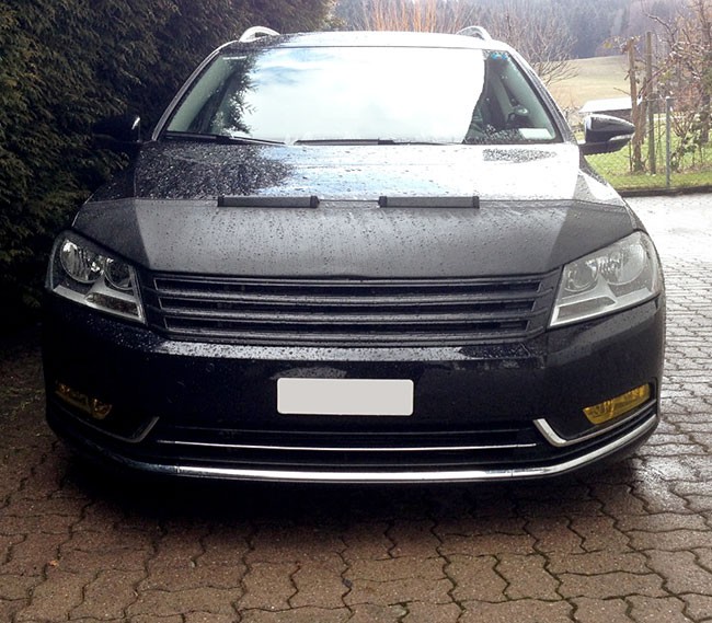 Kühlergrill Sportgrill Grill Gitter in Schwarz Glanz für VW Passat B7 ab 2010-2014