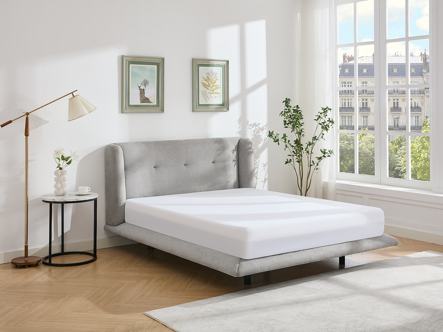 Polsterbett 140 x 190 cm - mit gestepptem Kopfteil - Stoff - Hellgrau - PENAVI