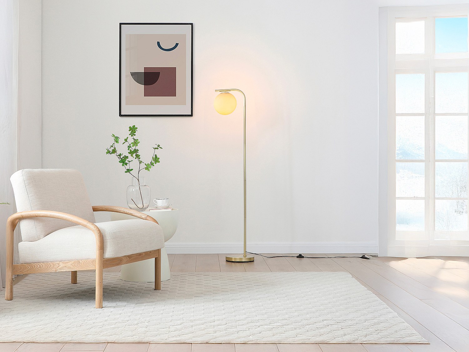 Stehlampe – gebürstetes Messing und Weißglas – Ø 28 x H 150 cm – Gold – SOFIA