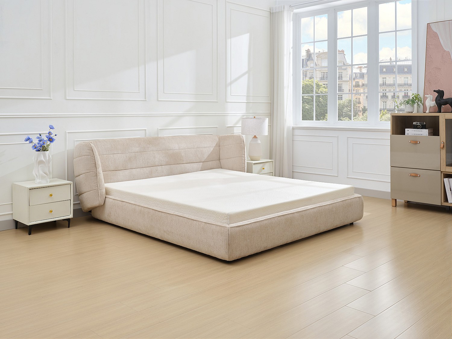 Bett 140 x 200 cm mit geschwungenem Kopfteil + Matratze - Bouclé-Stoff - Beige - LARUMO von Maison Céphy