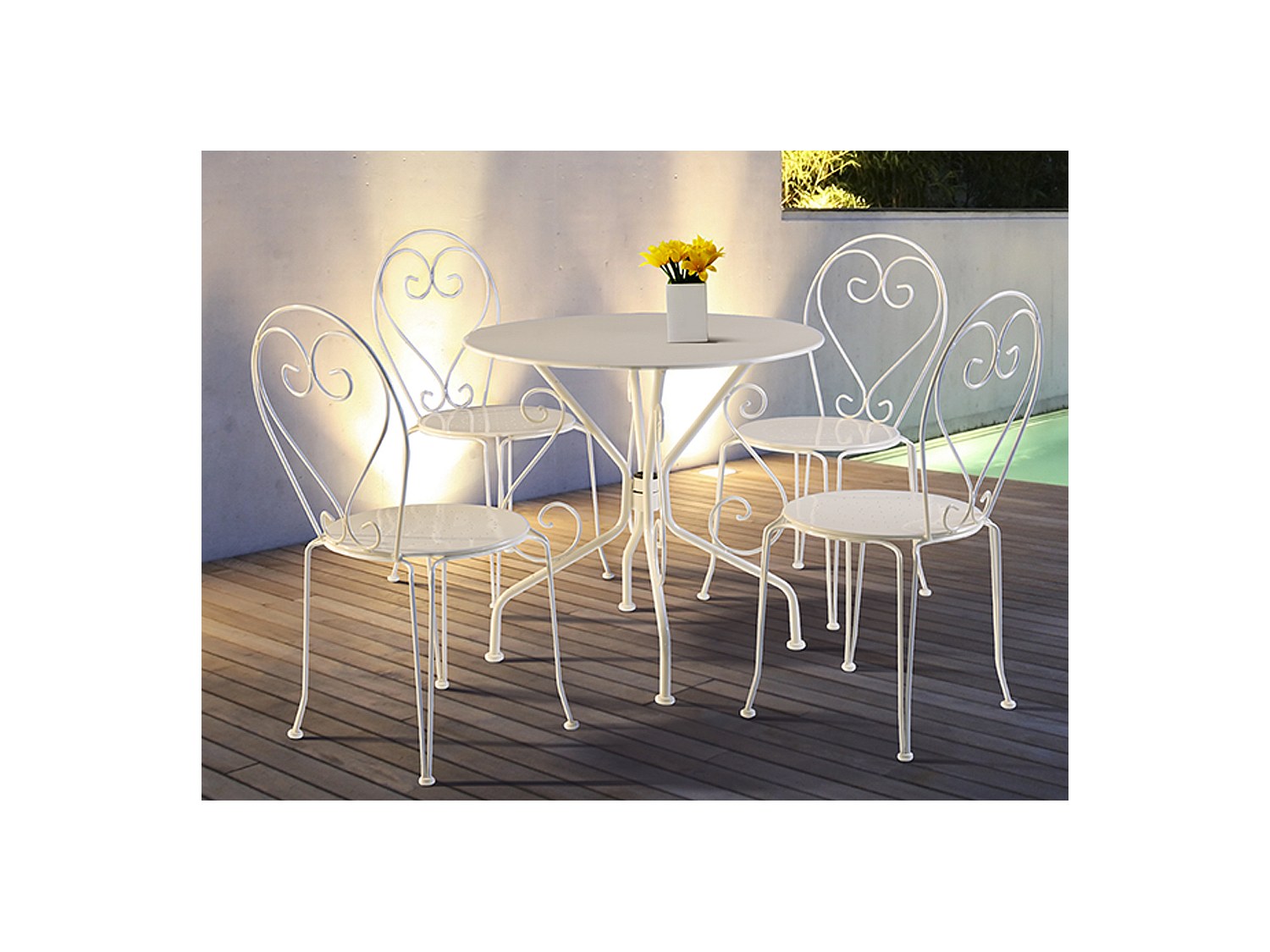 Garten-Essgruppe: Tisch + 4 stapelbare Stühle - Metall in Eisenoptik - Weiß - GUERMANTES von MYLIA