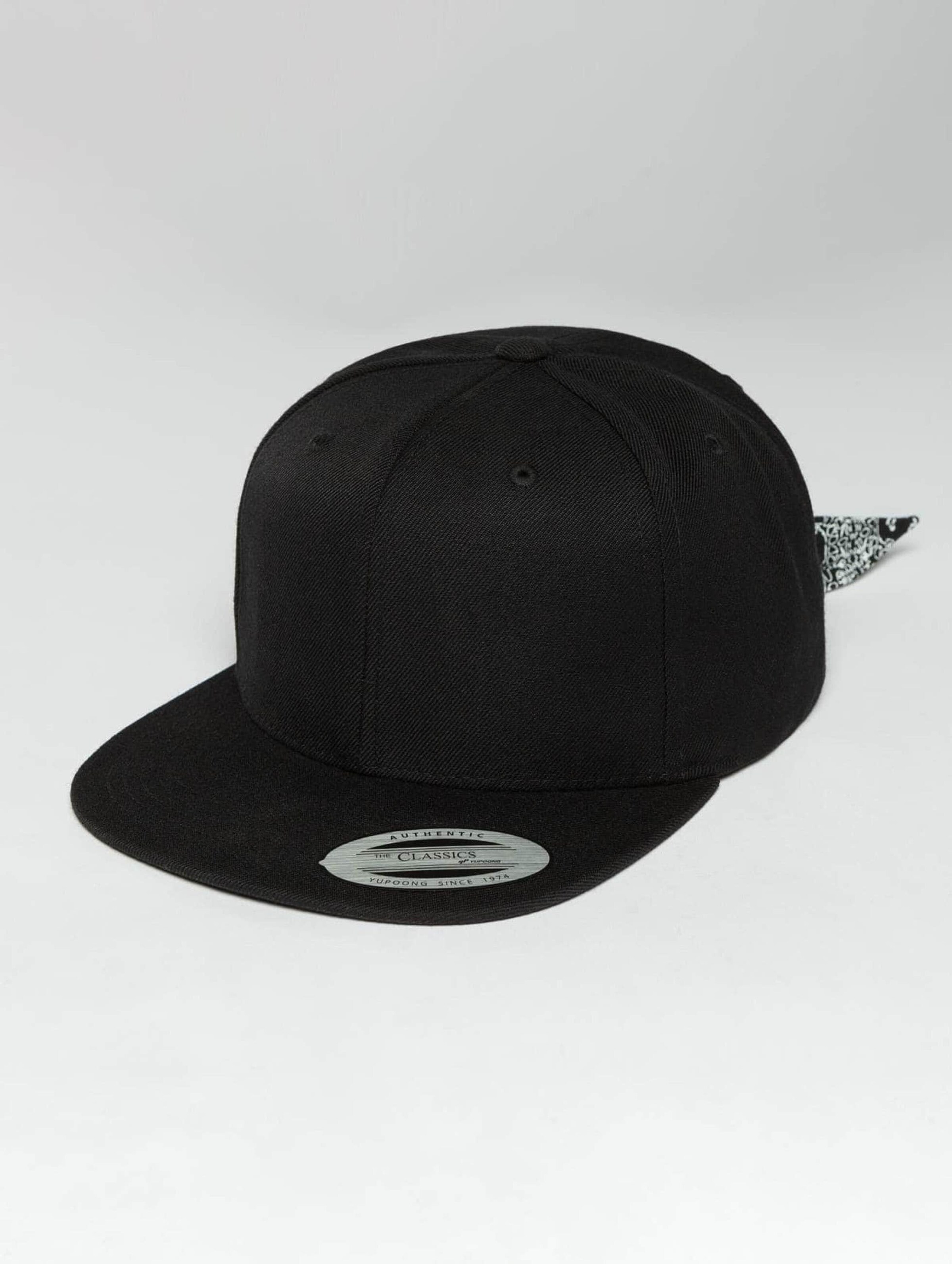 Flexfit Bandana Tie Snapback