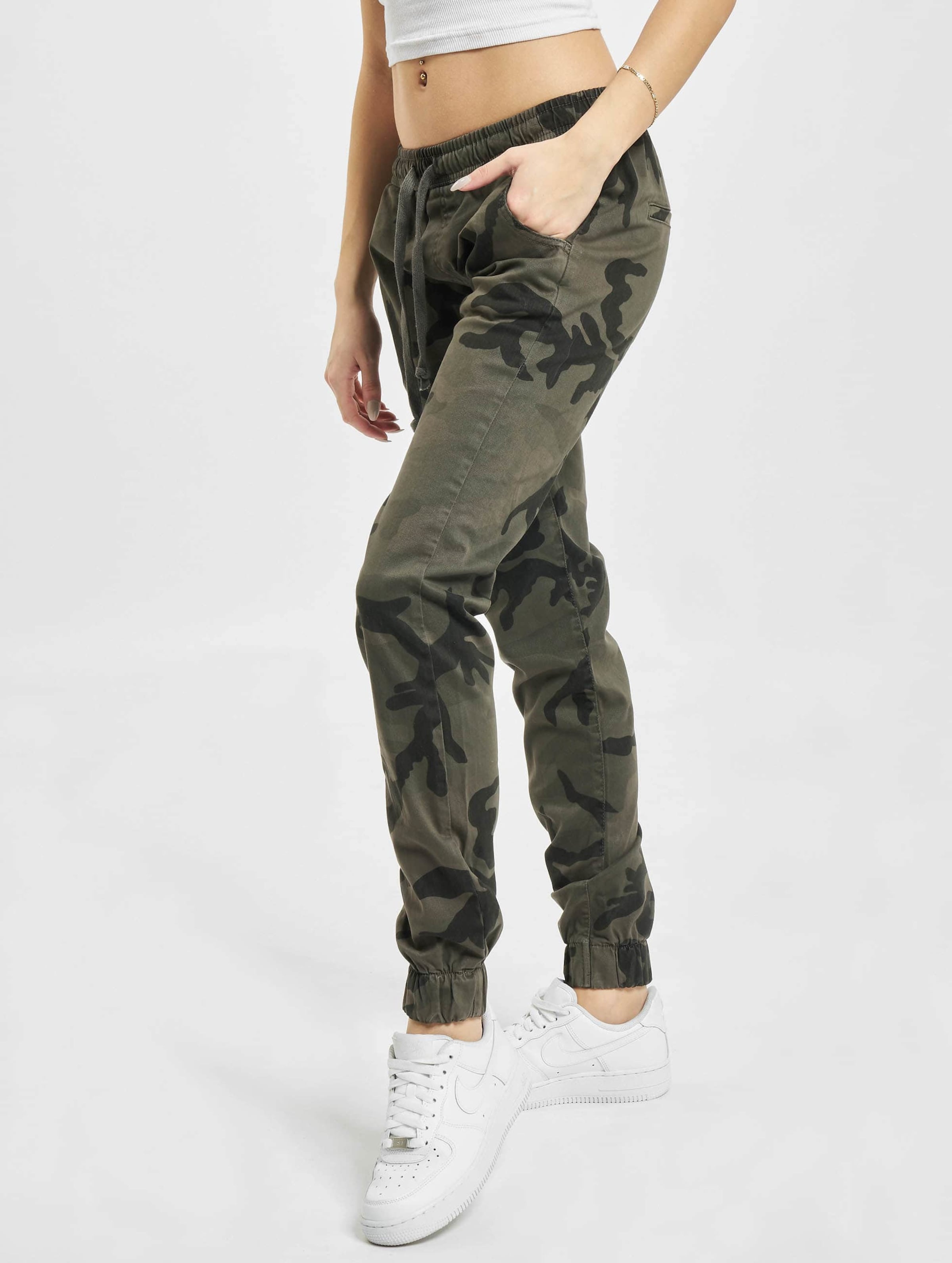 Urban Classics Ladies Camo Jogging Pants