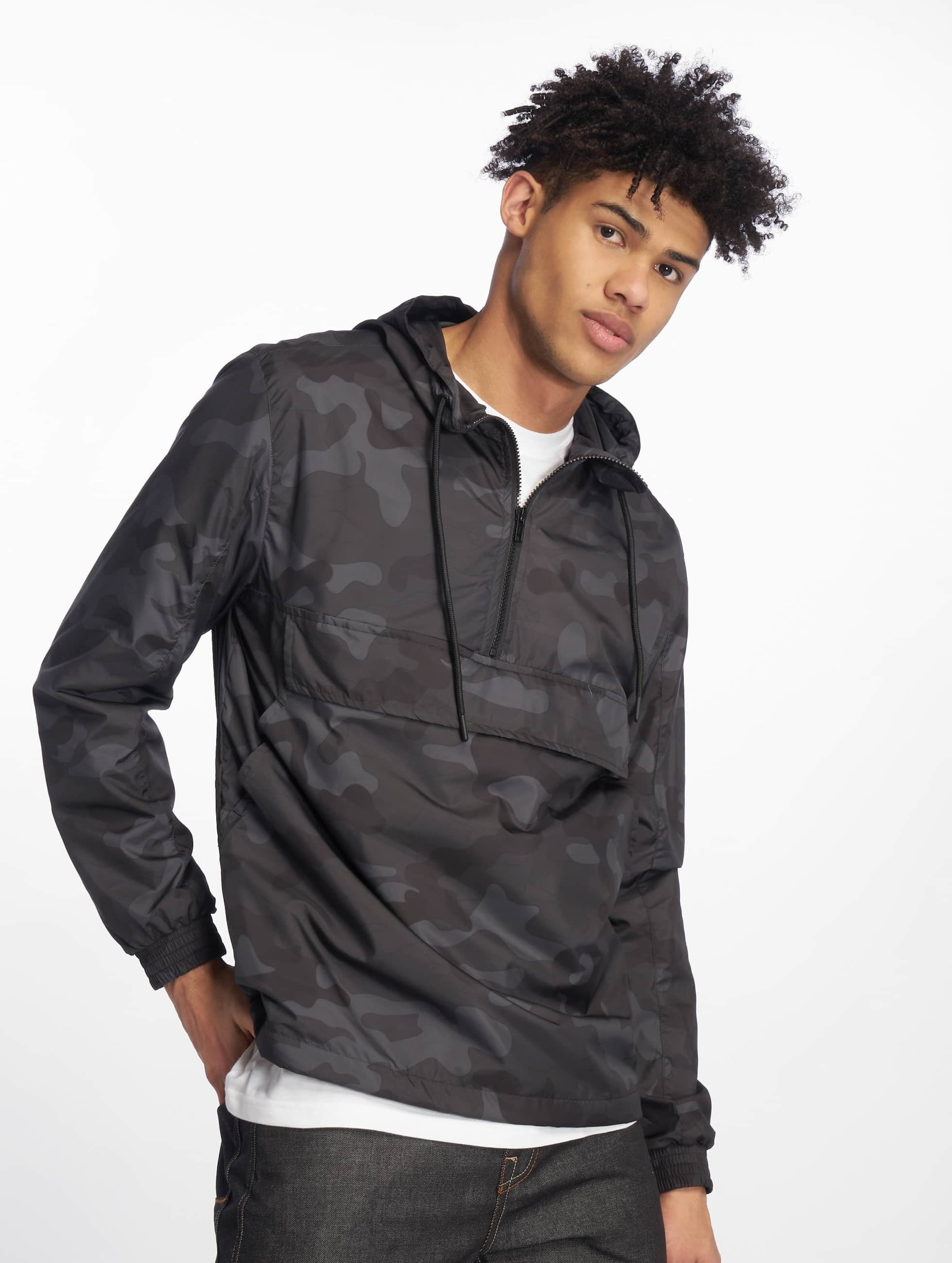 Urban Classics Camo Pull Over Windbreaker