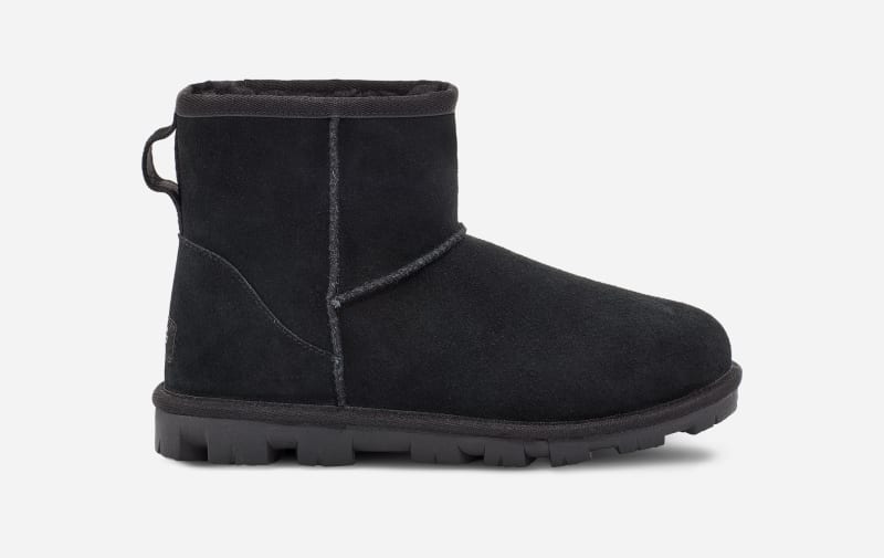 UGG® Essential Mini Boot für Damen | UGG® EU in Black, Größe 40, Wildleder