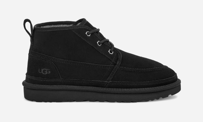 UGG® Neumel Moc Boot für Herren | UGG® EU in Black, Größe 40, Veloursleder