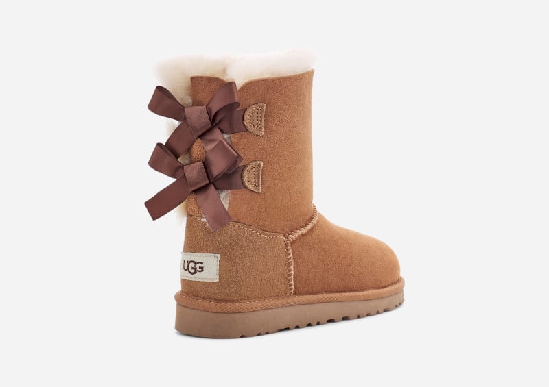 UGG® Bailey Bow II Boot für Kinder | UGG® EU in Brown, Größe 32.5, Twinface