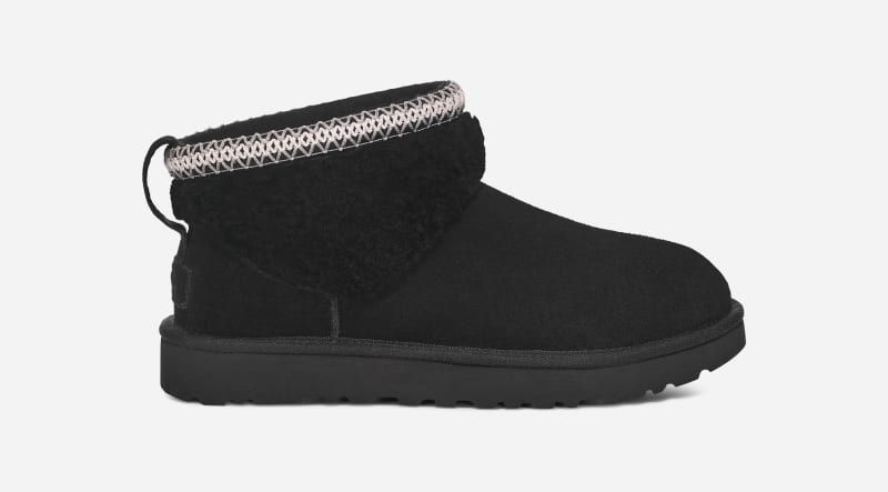 UGG® Classic Ultra Mini Maxi Curly Boot für Damen in Black, Größe 39, Schaffell/Veloursleder/Recycled Materials