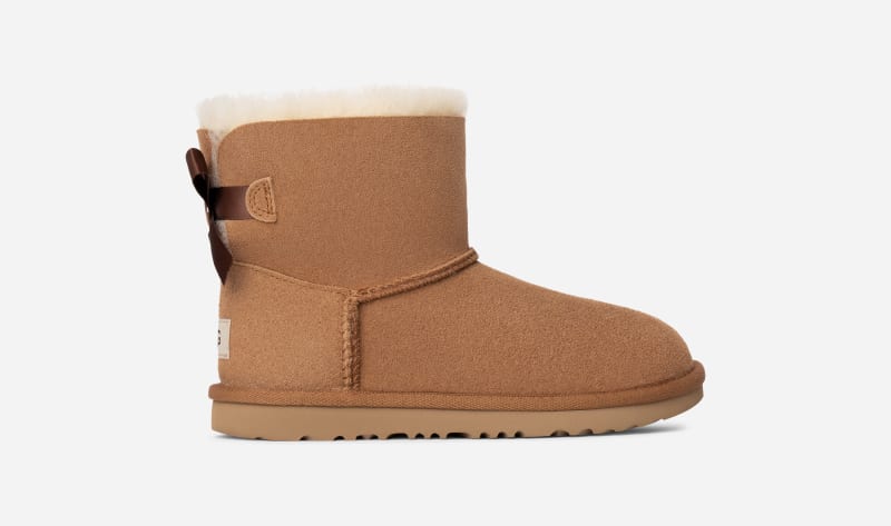 UGG® Mini Bailey Bow II Boot für Kinder | UGG® EU in Brown, Größe 33.5, Twinface