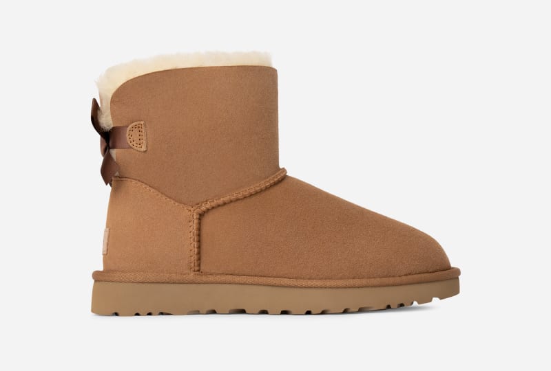 UGG® Mini Bailey Bow II Boot für Damen | UGG® EU in Brown, Größe 36, Schaffell
