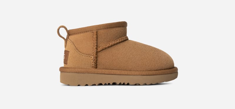 UGG® Classic Ultra Mini Boot für Kinder | UGG® EU in Brown, Größe 23.5, Twinface