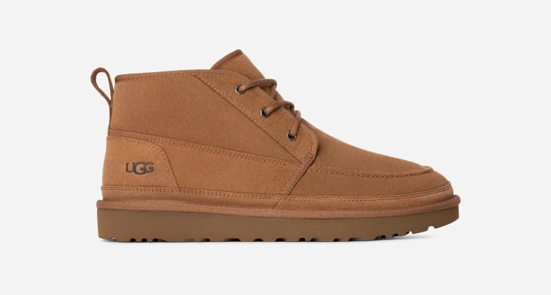 UGG® Neumel Moc Boot für Herren | UGG® EU in Brown, Größe 40, Veloursleder