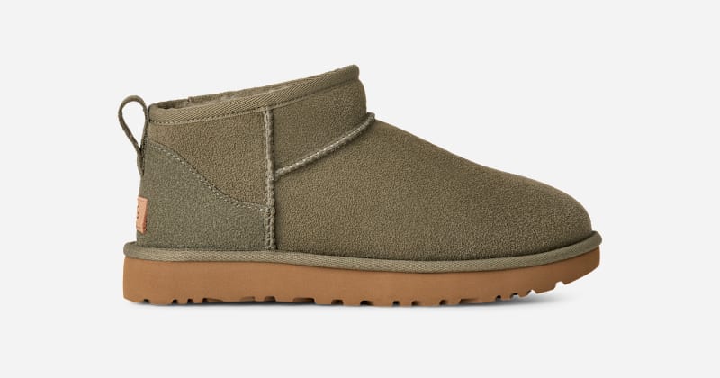 UGG® Classic Ultra Mini Boot für Damen | UGG® EU in Green, Größe 37, Twinface