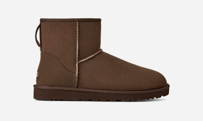 UGG® Classic Mini Boot für Herren | UGG® EU in Dusted Cocoa, Größe 43, Schaffell