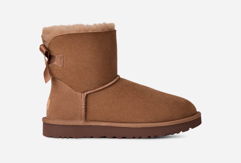 UGG® Mini Bailey Bow II Boot für Damen | UGG® EU in Rocky Oak, Größe 39, Schaffell