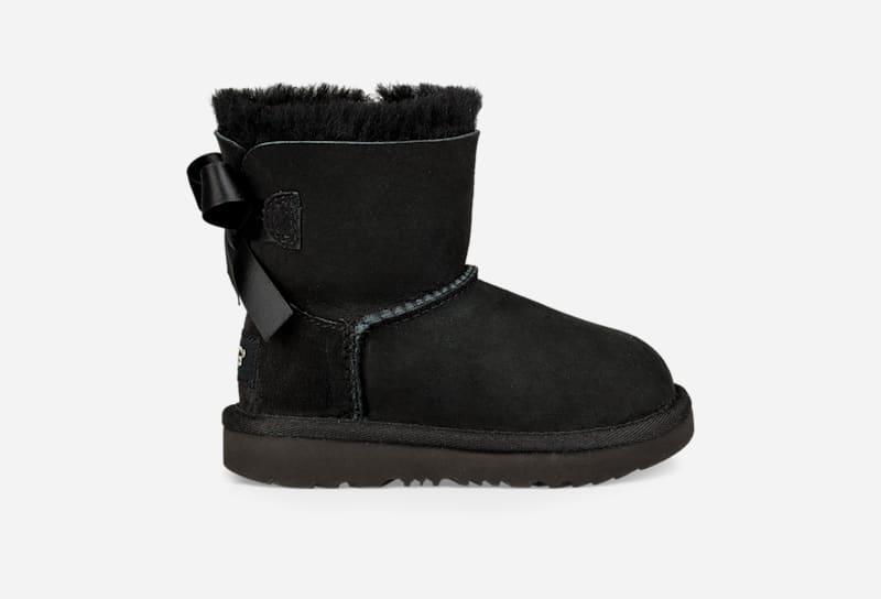 UGG® Mini Bailey Bow II Boot für Kinder | UGG® EU in Black, Größe 22, Twinface