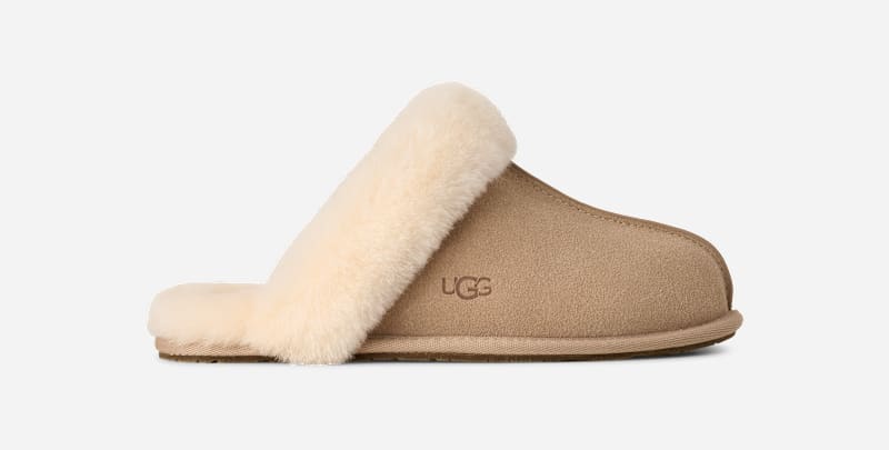 UGG® Scuffette II Hausschuh für Damen | UGG® EU in Beige, Größe 36, Wildleder