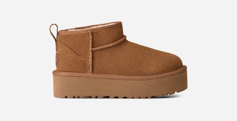 UGG® Classic Ultra Mini Plateau-Boot für Kinder | UGG® EU in Brown, Größe 32.5, Wildleder