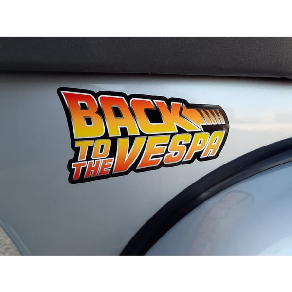 Aufkleber mit Motiv 'Back To The Vespa' 
