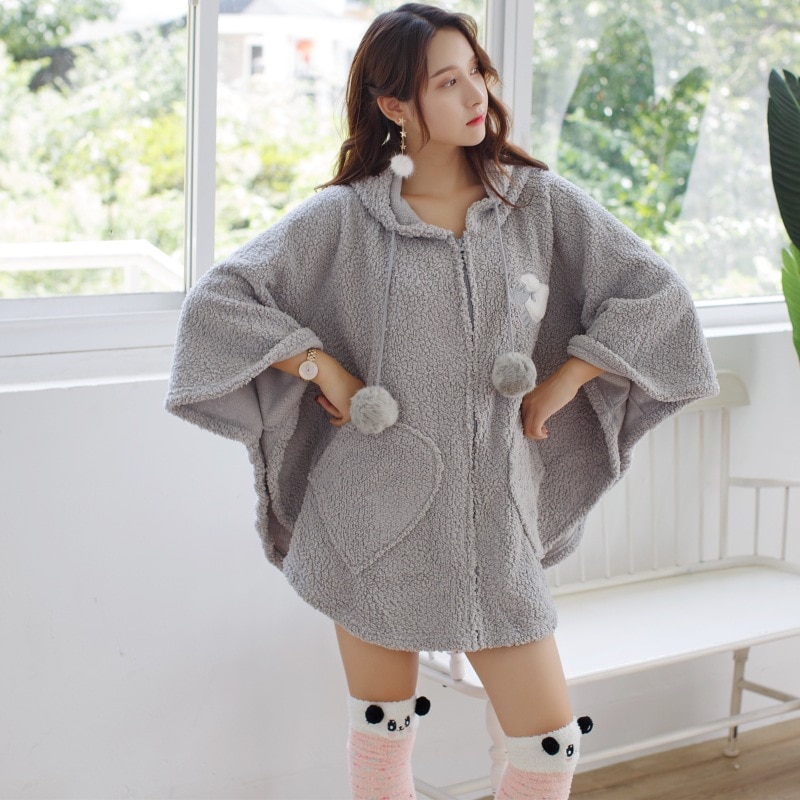 Herbst Flanell Plüsch Mit Kapuze frauen Kap Bathgown Dicke Warme Schals Hause Kleidung Winter Zu Hause Kleidung Weibliche Mit Socken grau