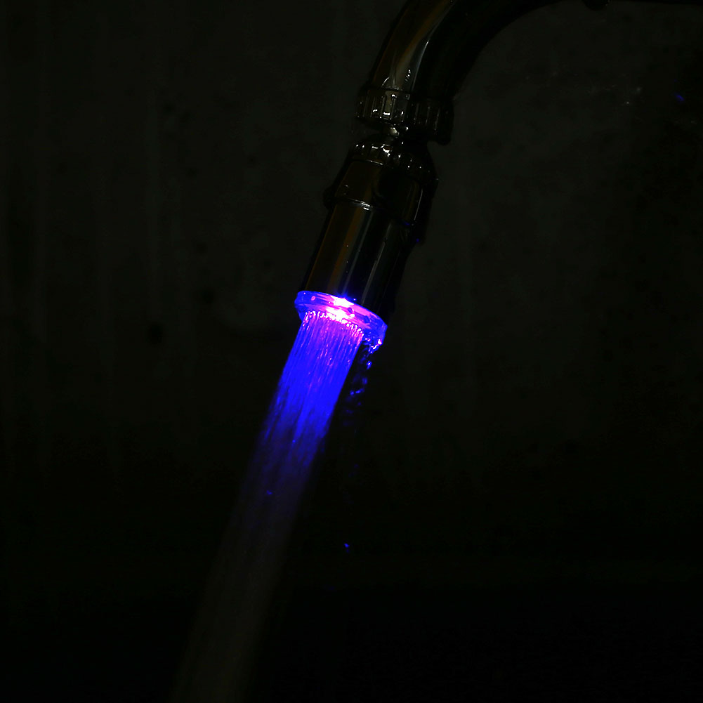 LED Wasser Dusche Fluss Strömich Wasserhahn Wasserhahn Licht Lampe Farbe Schlecht Zubehör