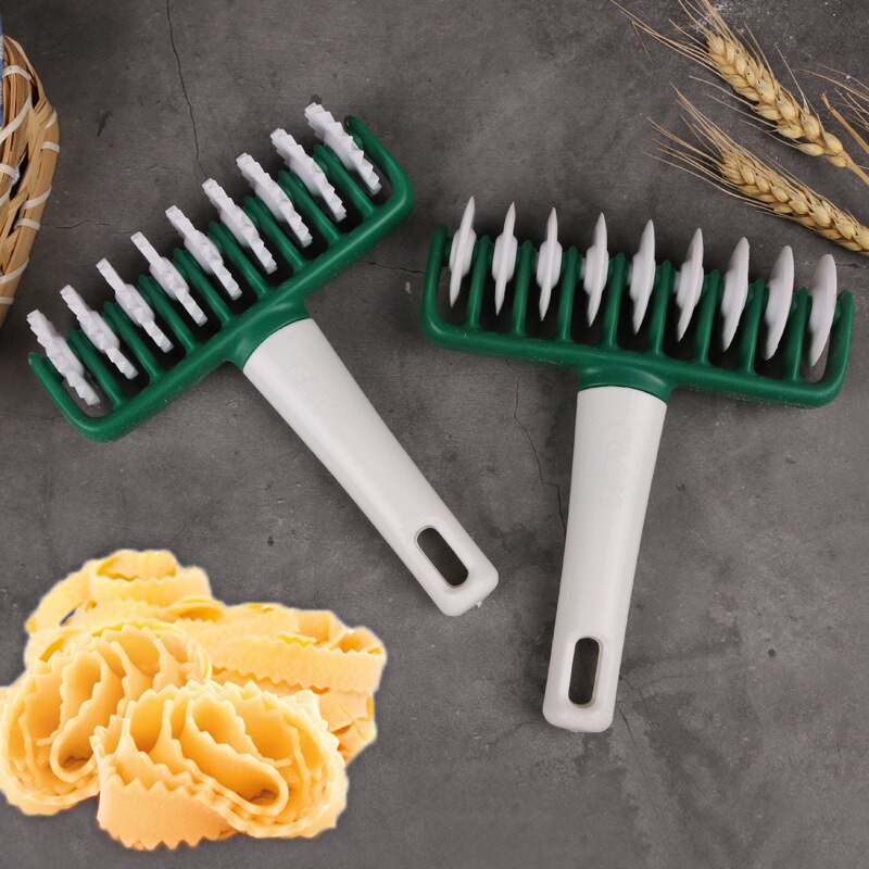 1Stck Nudeln Cutter Küche Werkzeug Multifunktion Rolle Hafenarbeiter Teig Cutter Plastik Nudel Messer Pasta sofortig Nudeln Hersteller Werkzeug